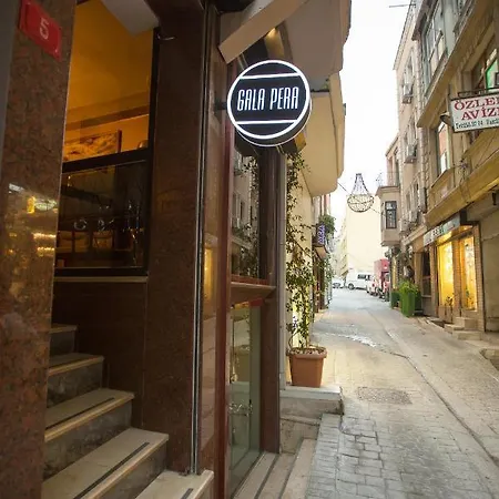 Galapera فندق 3*